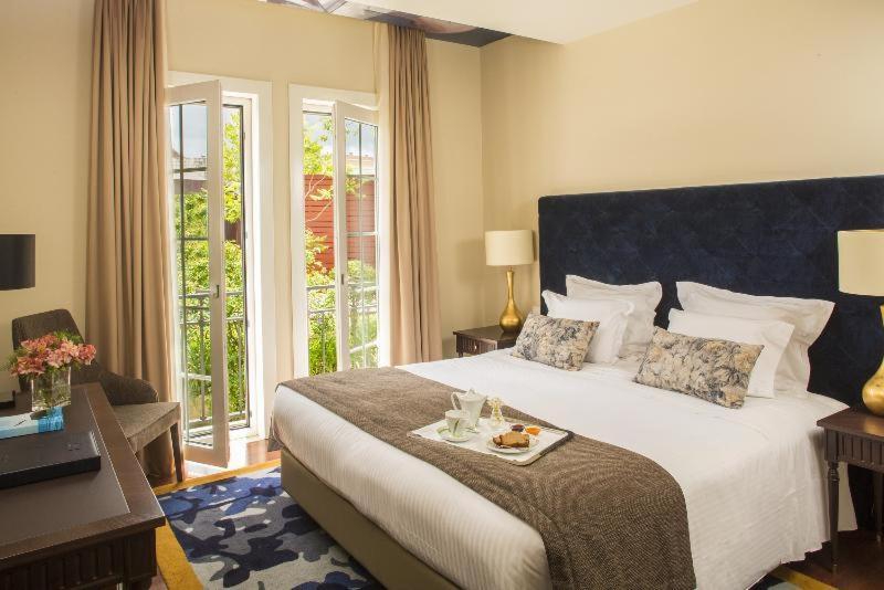 Double or Twin Room Garden View