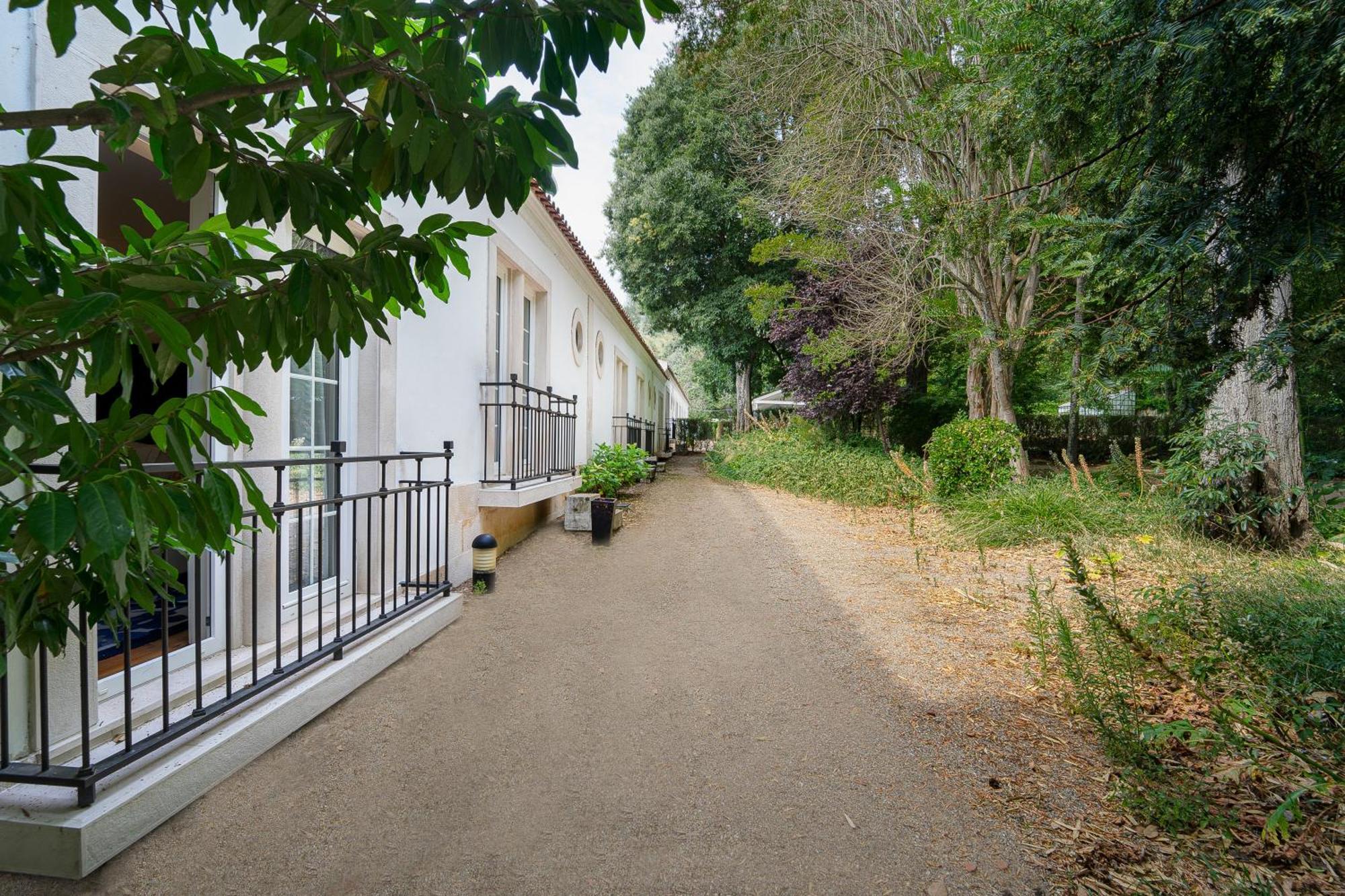 Double or Twin Room Garden View